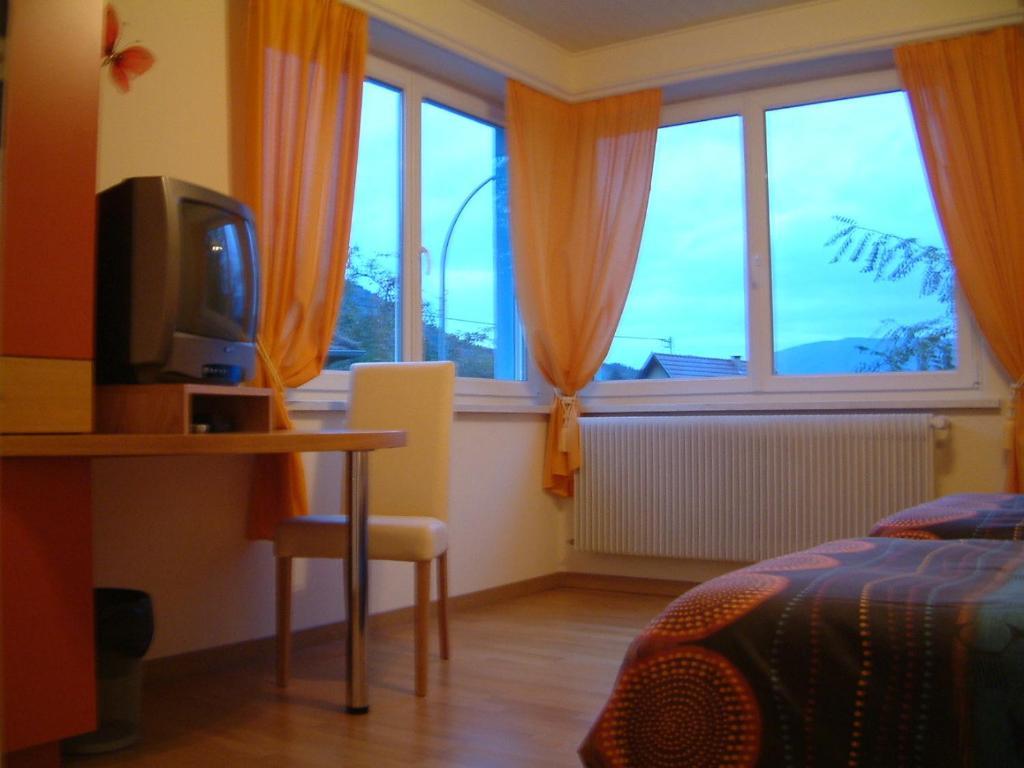 La Maison Bleue Bed and Breakfast Dieffenbach-au-Val Pokój zdjęcie